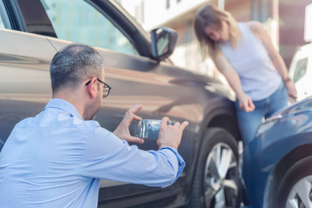 Professional Liability Car Insurance technician working in Flagtown, NJ